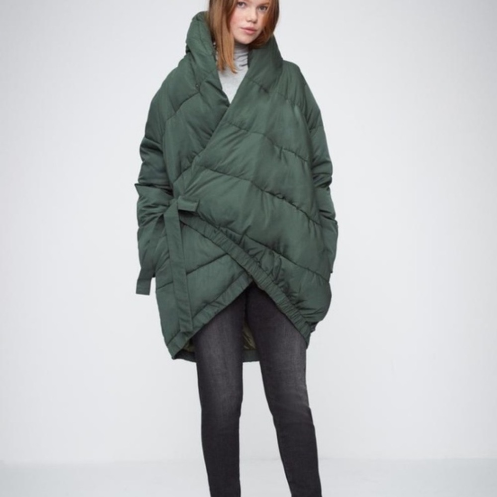 Universal Standard Kanda Wrap Puffer Coat